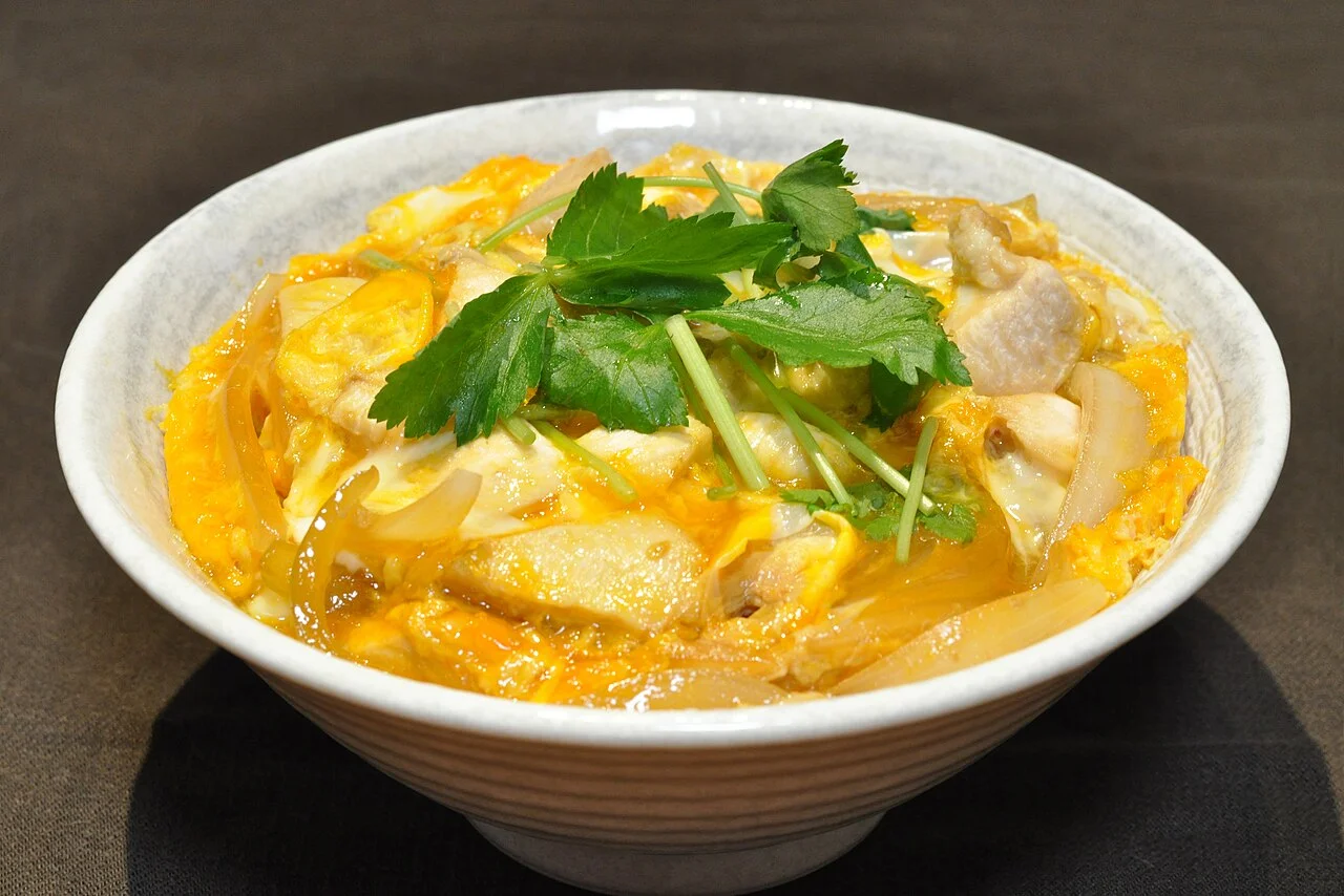 Oyakodon, bol japonais au poulet & à l’œuf